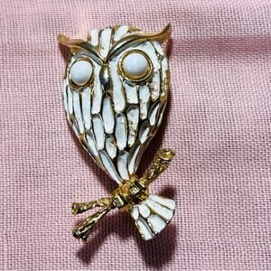 Vintage 60s Gold Tone and White Enamel Owl Brooch Grandmacore Whimsical Fairy